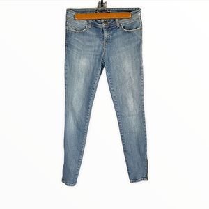 Democracy Light Wash Ankle Zip VERY Skinny Jeans